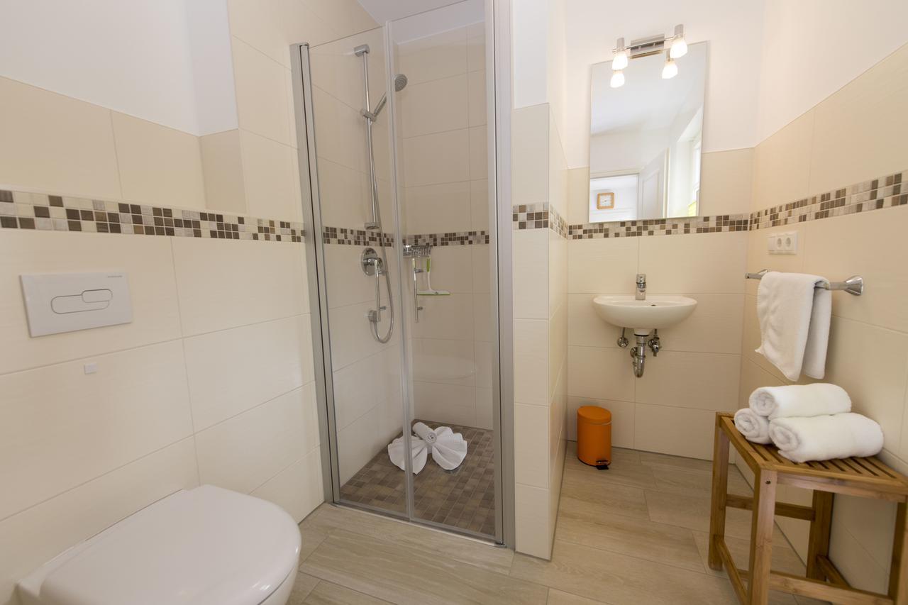 Ferienhaus Regenbogen F401 Mit Kamin, Terrasse, Garten